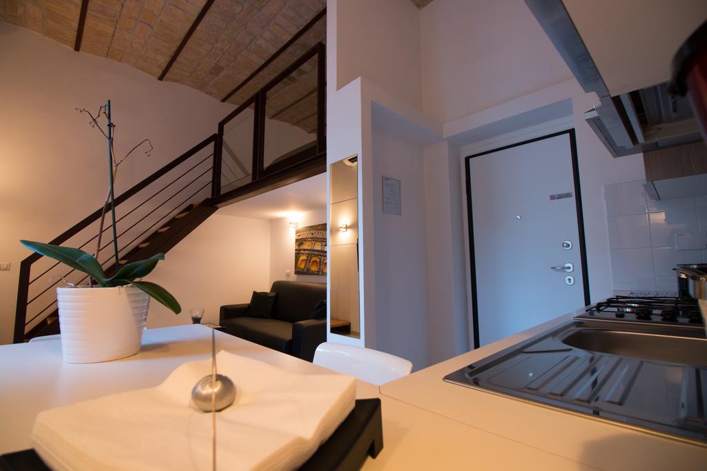 Inner House Rome Bilik gambar