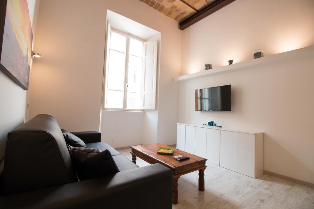 Inner House Rome Bilik gambar
